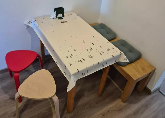 Klidny V Rodinnem Dome V Blizkosti Centra *