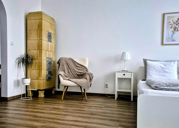 Klidny V Rodinnem Dome V Blizkosti Centra * Nový Jičín